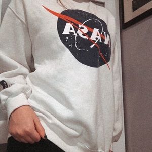 Women’s Crewneck